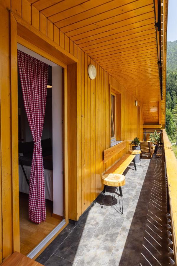 Alpine Base *